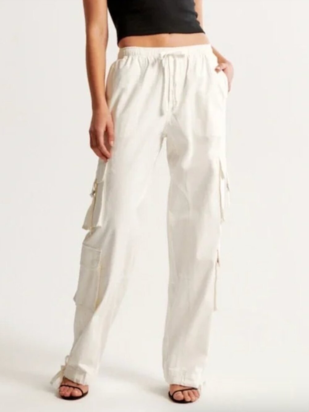 NWT Abercrombie Baggy High Rise Cargo Pants